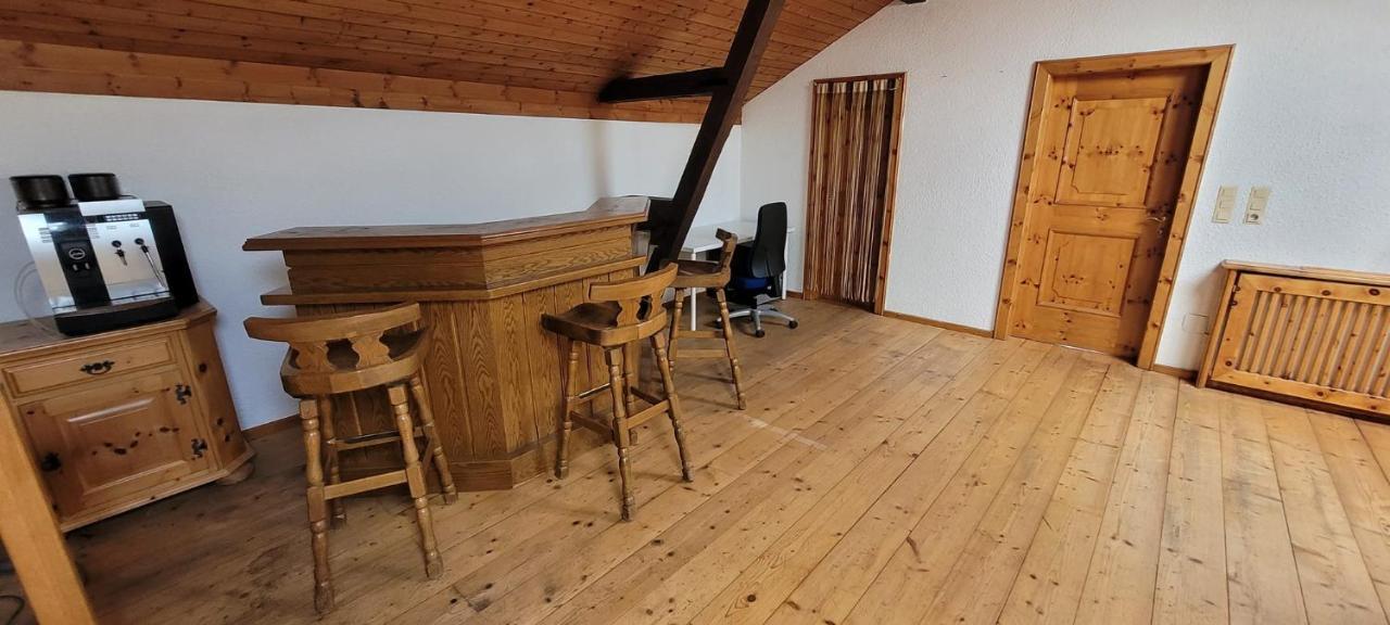 Ferienzimmer / Monteurzimmer Neumarkt Am Wallersee Buitenkant foto